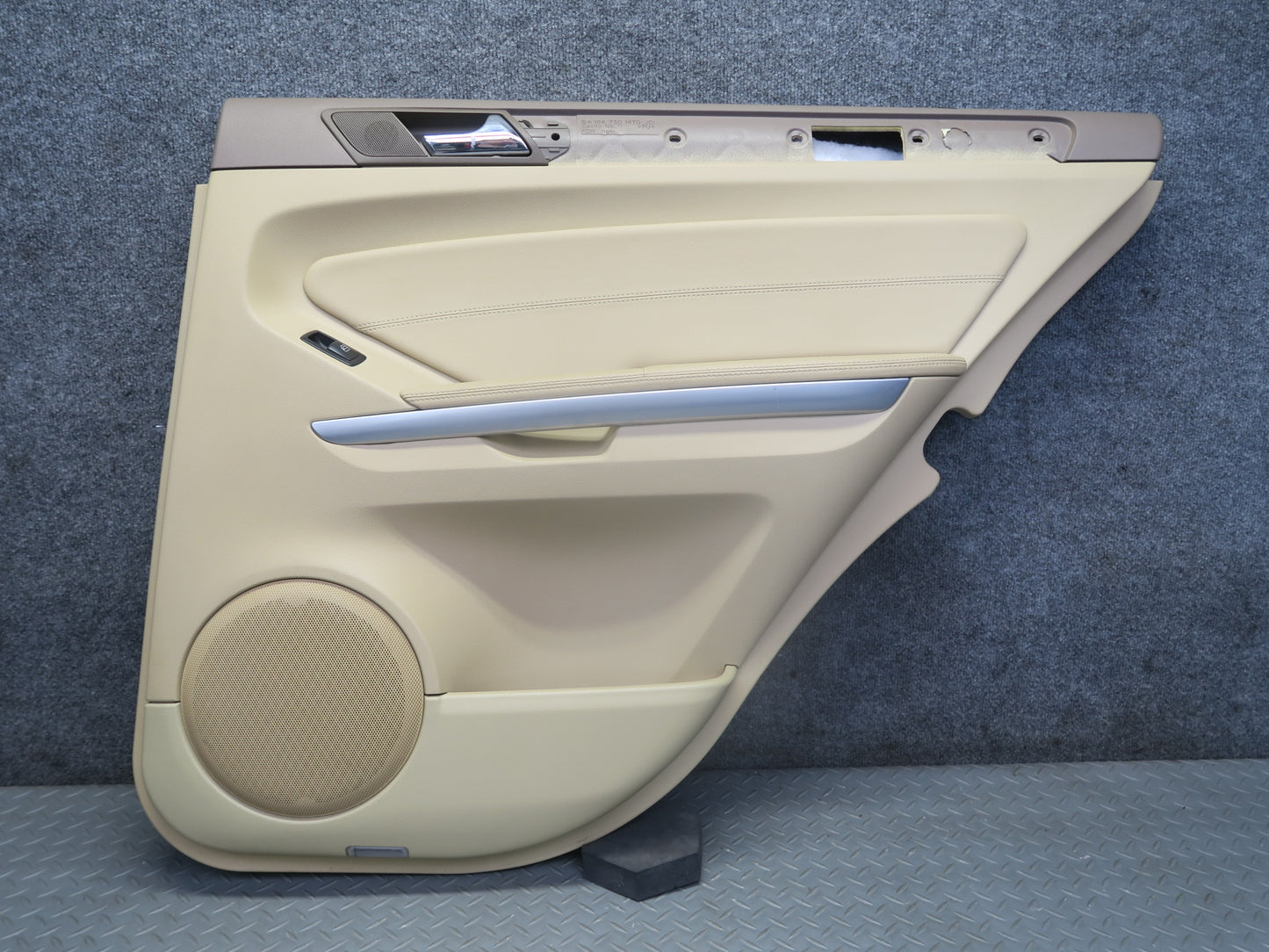 07-11 Mercedes W164 ML350 Set of 2 Rear Left & Right Interior Door Panel OEM