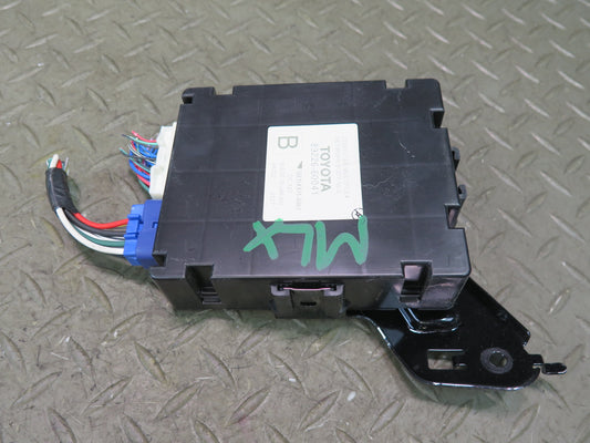 2008-2011 Lexus URJ201L LX570 Multiplex Network Body Computer NO.2 89226-60041