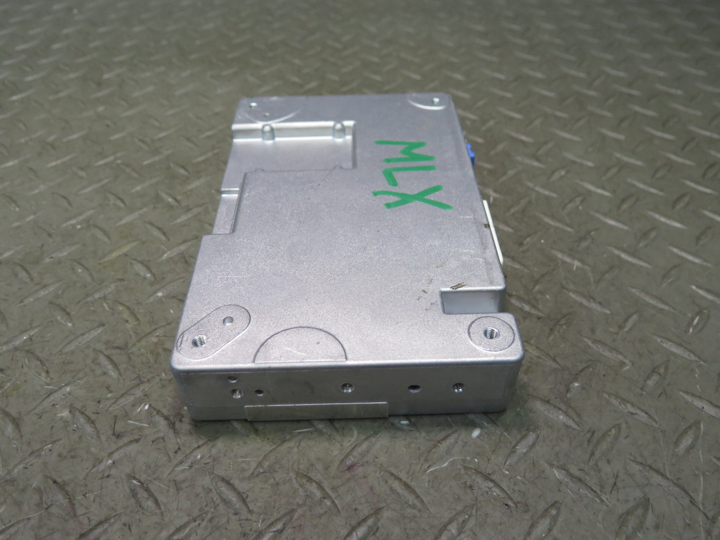 2008-2010 Lexus URJ201L LX570 Communication Telephone Control Module Unit