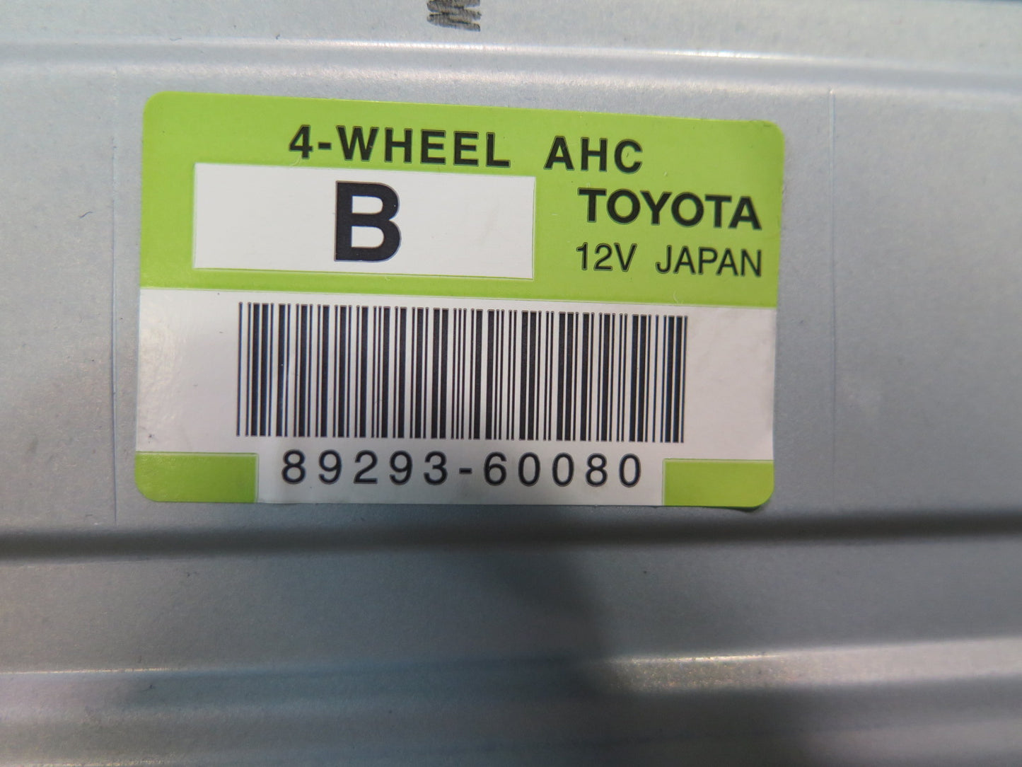 2008-2010 Lexus URJ201L LX570 Suspension Control Module Unit