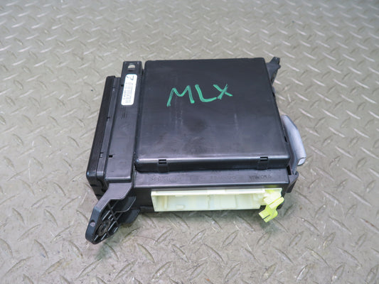 2008-2010 Lexus URJ201L LX570 Cowl Side Junction Block Module 82733-60350-D