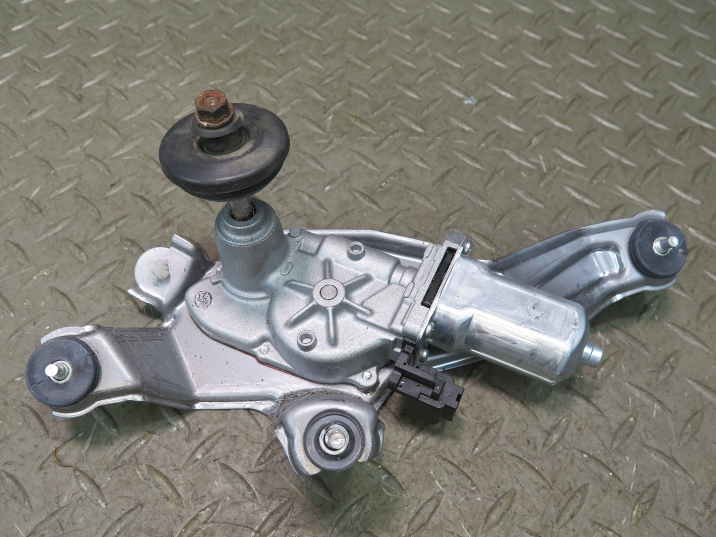 2008-2015 Lexus URJ201L LX570 Rear Liftgate Wiper Power Motor