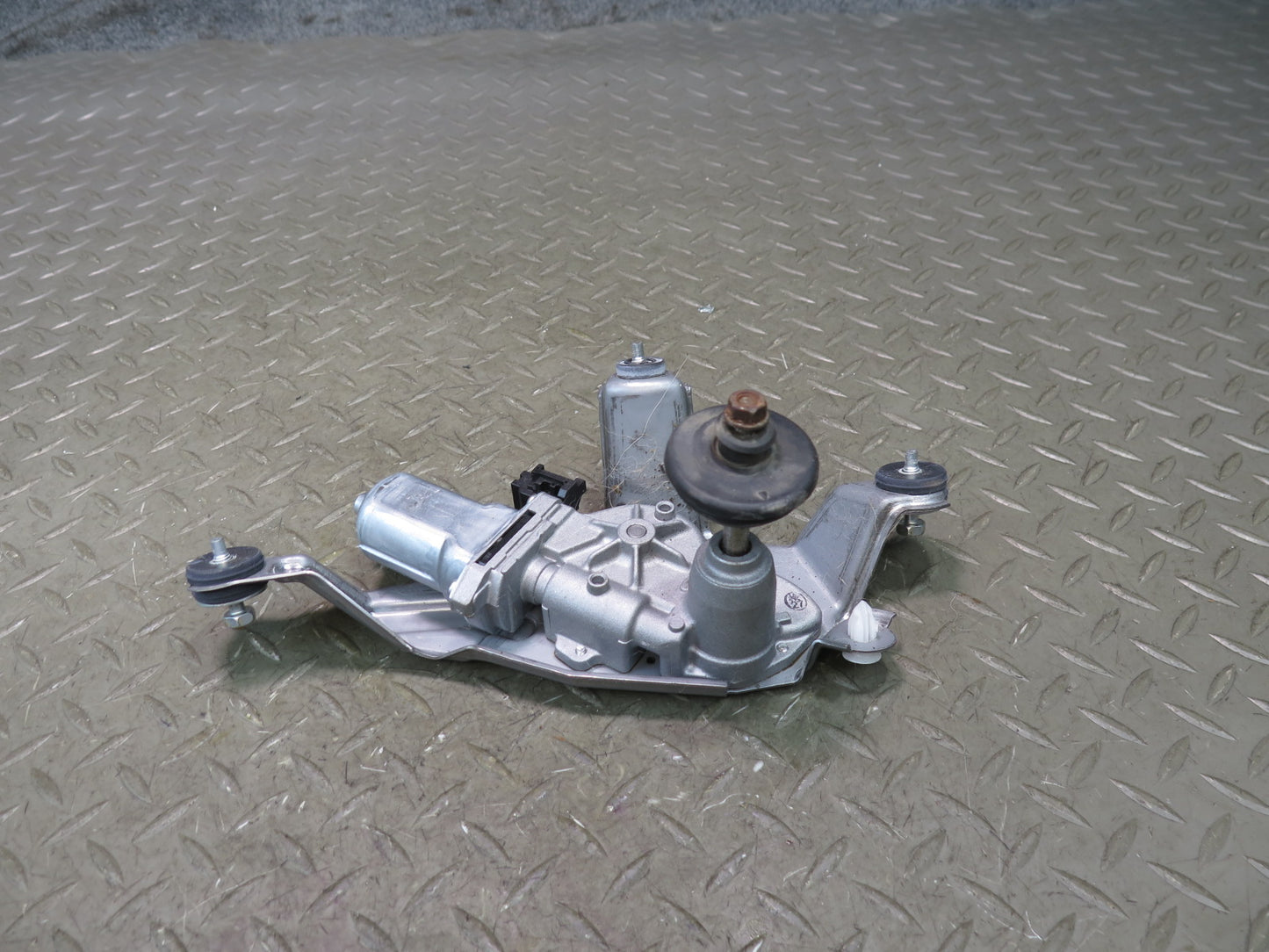 2008-2015 Lexus URJ201L LX570 Rear Liftgate Wiper Power Motor