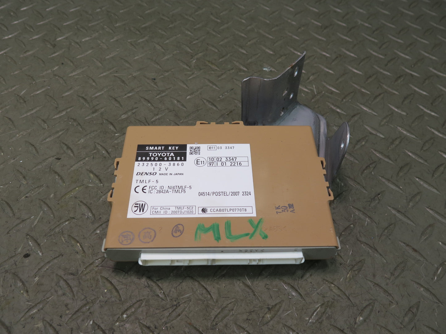 2008-2010 Lexus URJ201L LX570 Smart KEY Control Module Unit 89990-60181