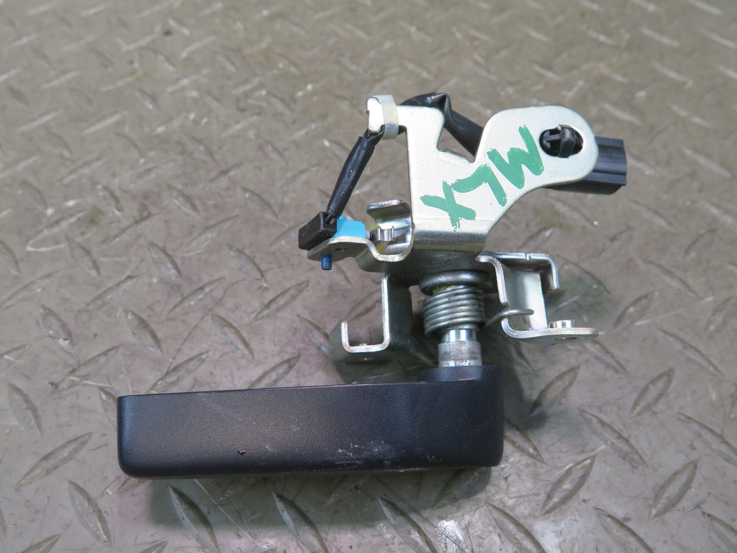 2008-2015 Lexus URJ201L LX570 Rear Trunk Tail Gate Liftgate Latch Lock Handle