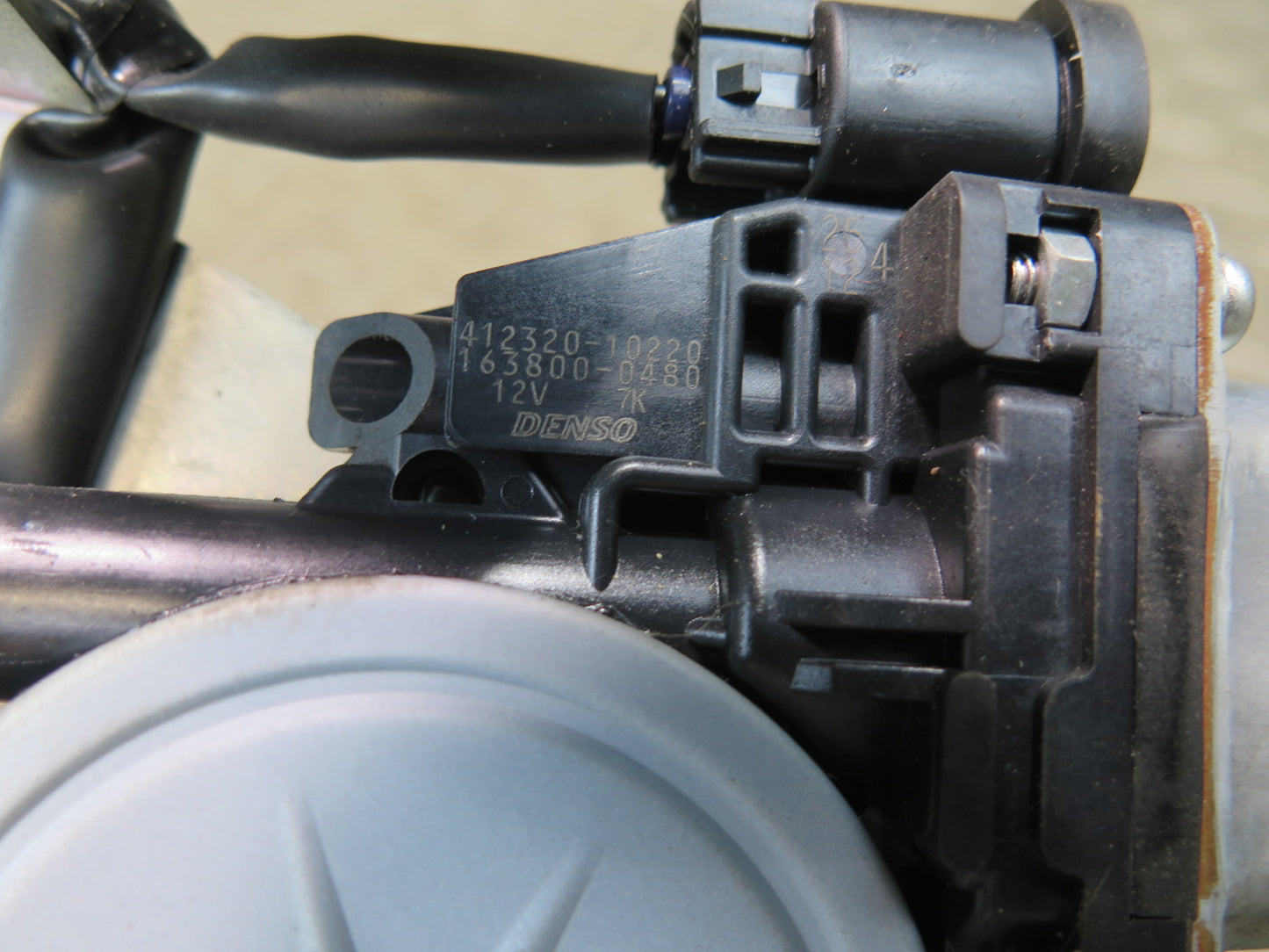 2008-2011 Lexus URJ201L LX570 Rear Left Side Trunk Tailgate Lock Latch Actuator