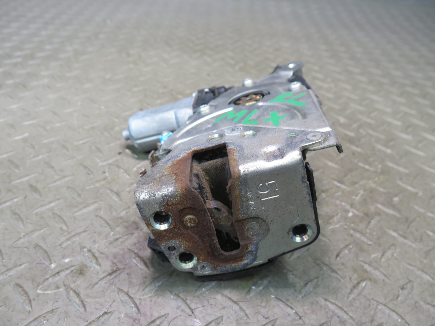 2008-2011 Lexus URJ201L LX570 Rear Left Side Trunk Tailgate Lock Latch Actuator
