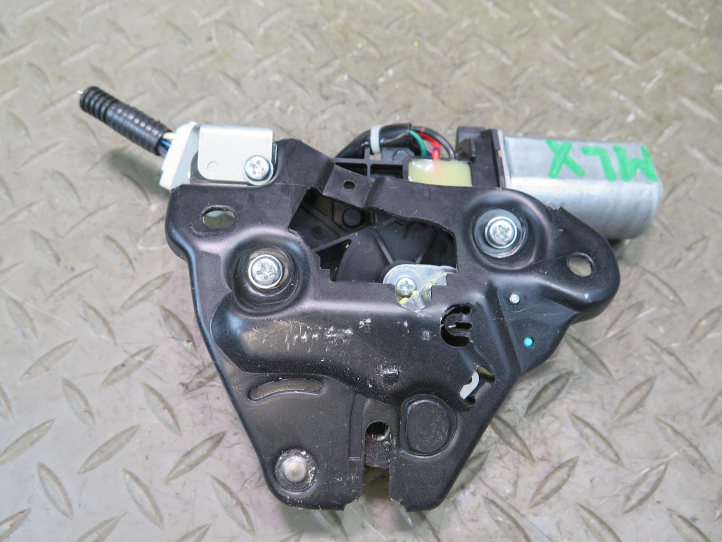 2008-2011 Lexus URJ201L LX570 Rear Right Folding Seat Lock Latch Actuator