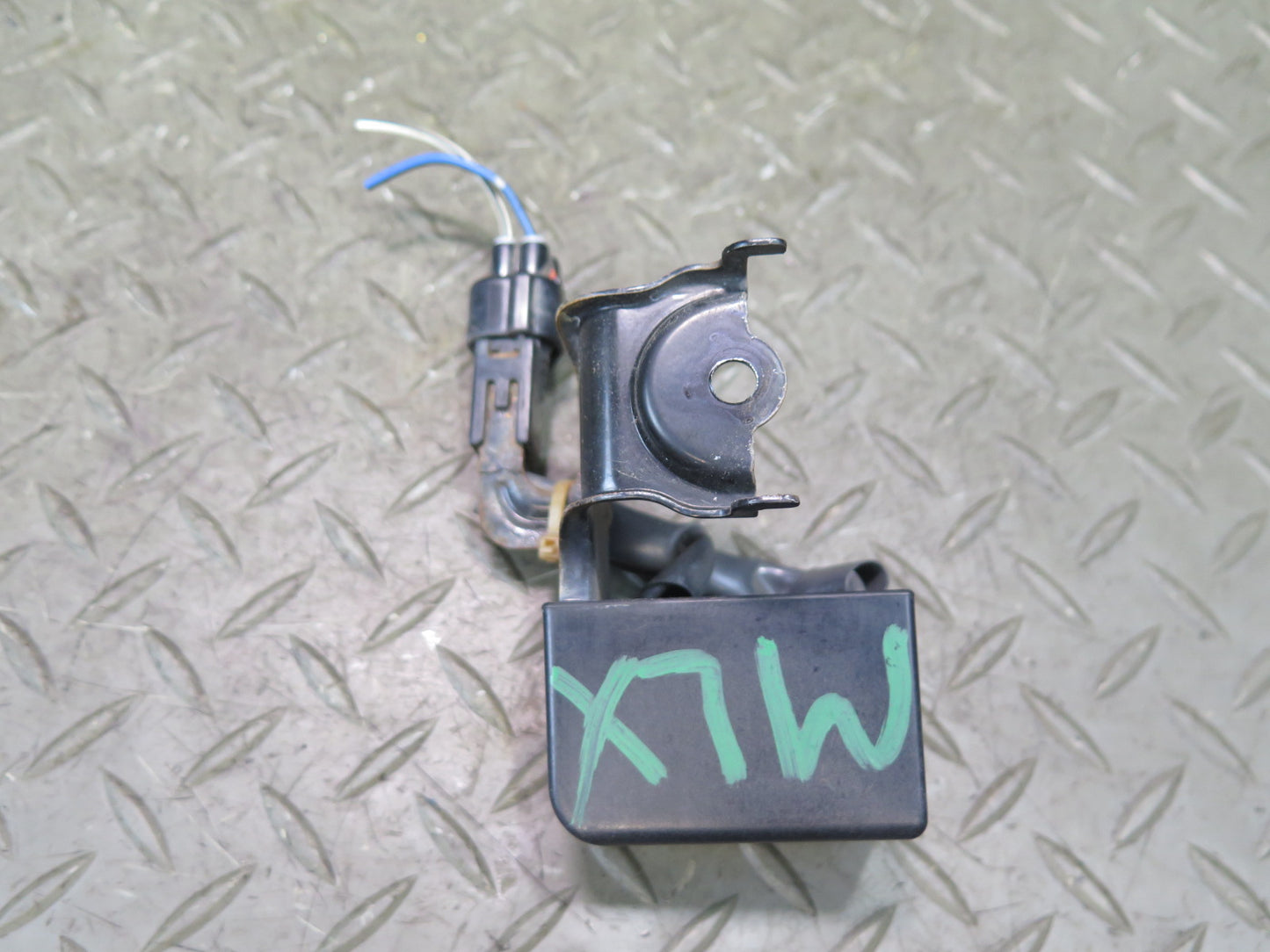 2008-2014 Lexus URJ201L LX570 Condenser Wiring Harness 82930-60010