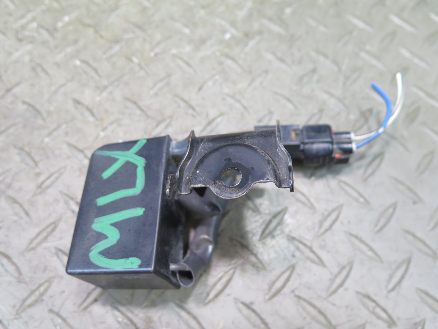 2008-2014 Lexus URJ201L LX570 Condenser Wiring Harness 82930-60010