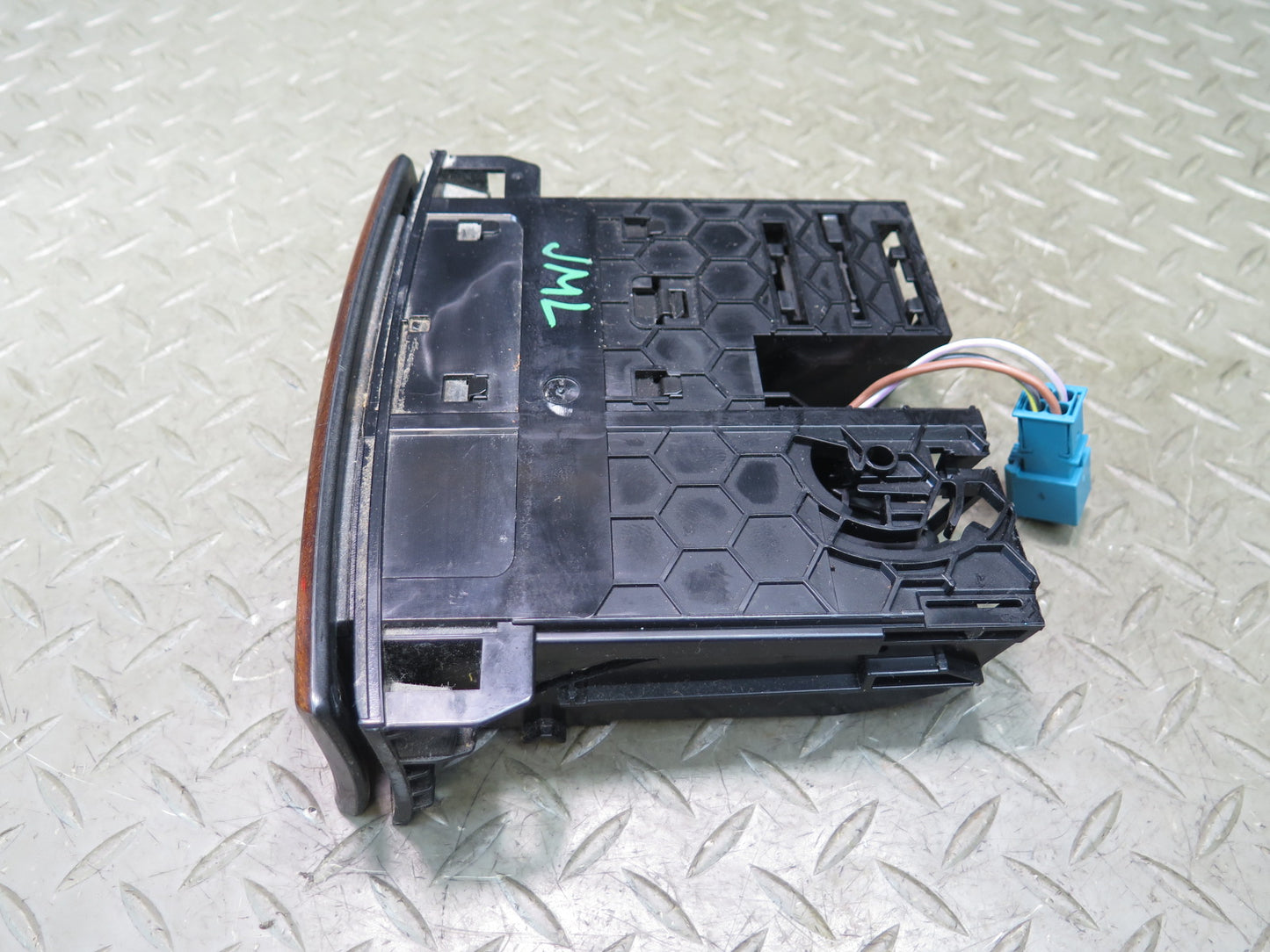 07-11 Mercedes X164 W164 ML Gl-class Front Center Console Ashtray 1648100130 OEM