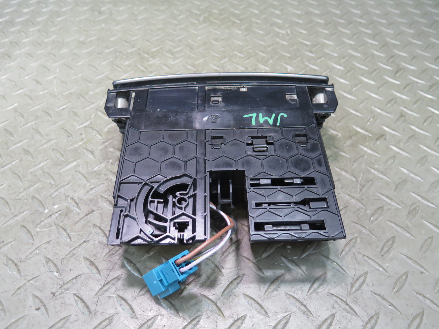 07-11 Mercedes X164 W164 ML Gl-class Front Center Console Ashtray 1648100130 OEM