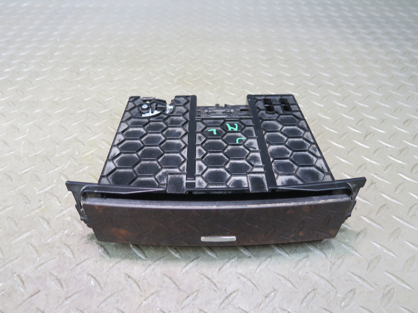 06-11 Mercedes W164 X164 ML GL Dash Front Compartment Storage 1646801152 OEM
