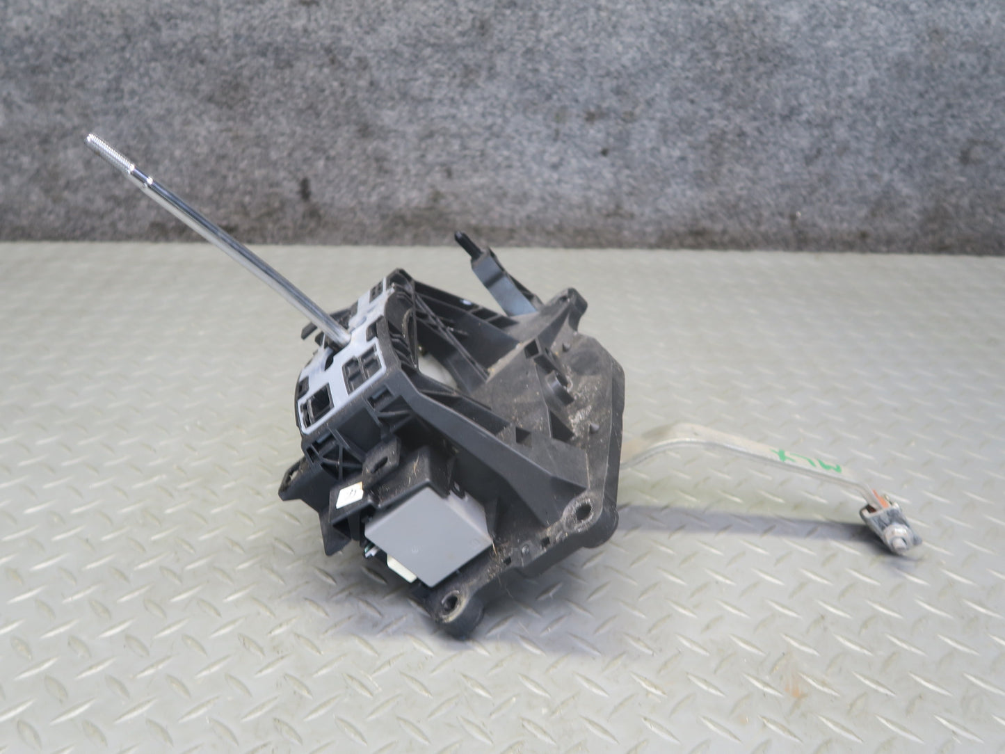 2008-2010 Lexus URJ201L LX570 A/T Automatic Transmission Gear Shifter Selector