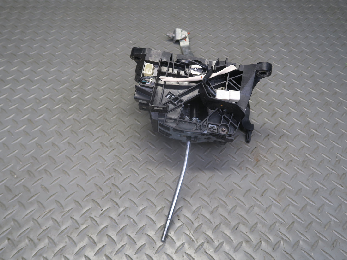 2008-2010 Lexus URJ201L LX570 A/T Automatic Transmission Gear Shifter Selector