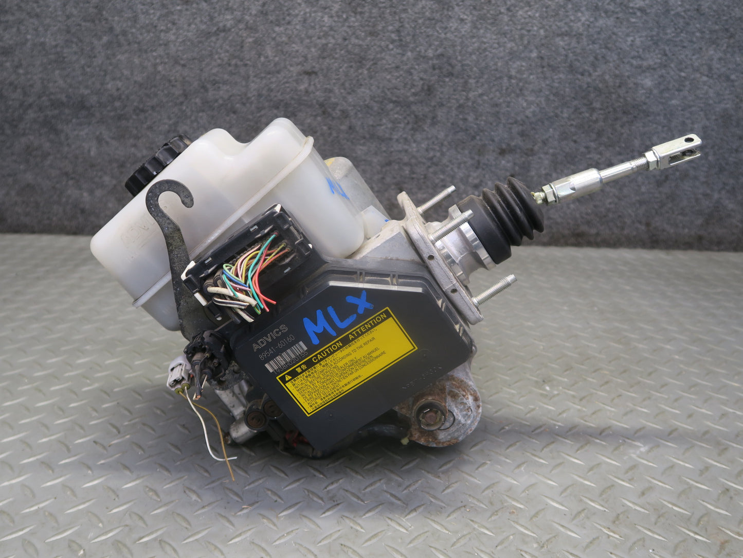 2008-2009 Lexus URJ201L LX570 ABS Anti-lock Brake Pump Module Assembly