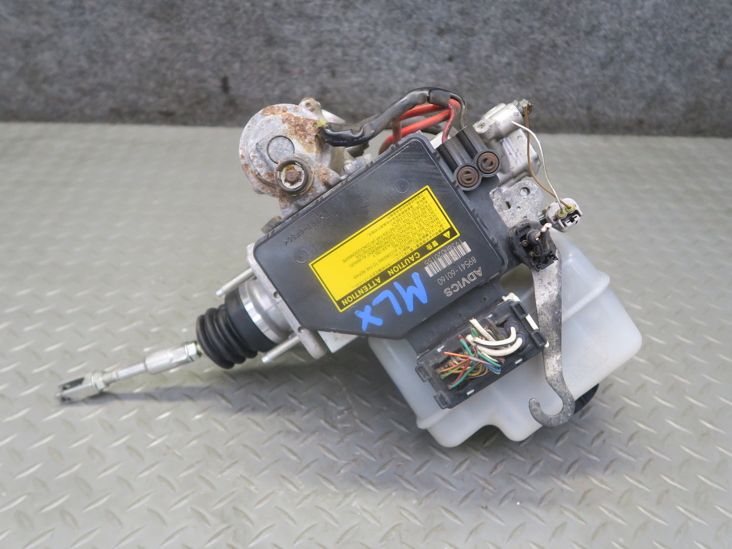 2008-2009 Lexus URJ201L LX570 ABS Anti-lock Brake Pump Module Assembly