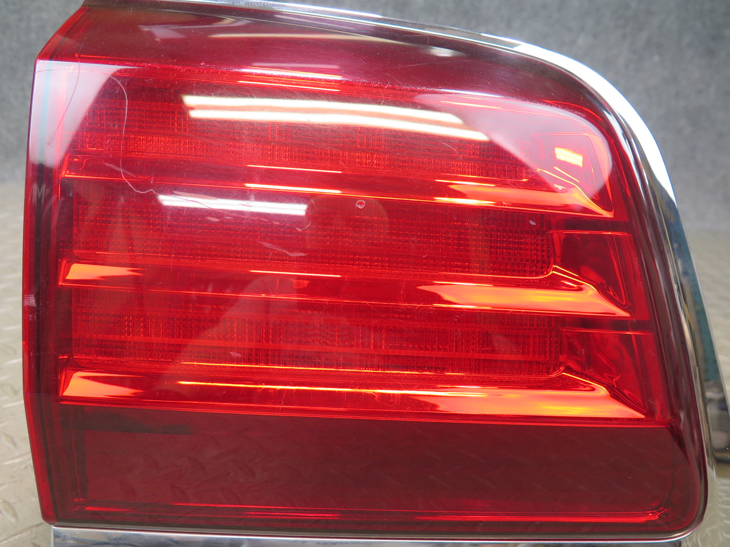2008-2011 Lexus URJ201L LX570 Rear Left Driver Side Inner Tail Light Lamp