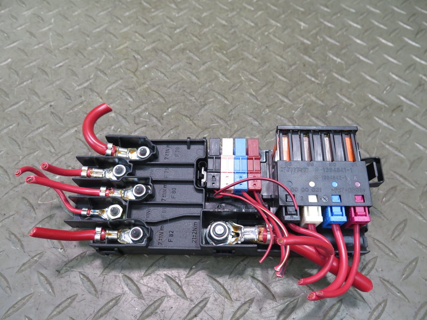06-11 Mercedes W164 ML350 Rear Link Fuse Box Module Control Unit OEM