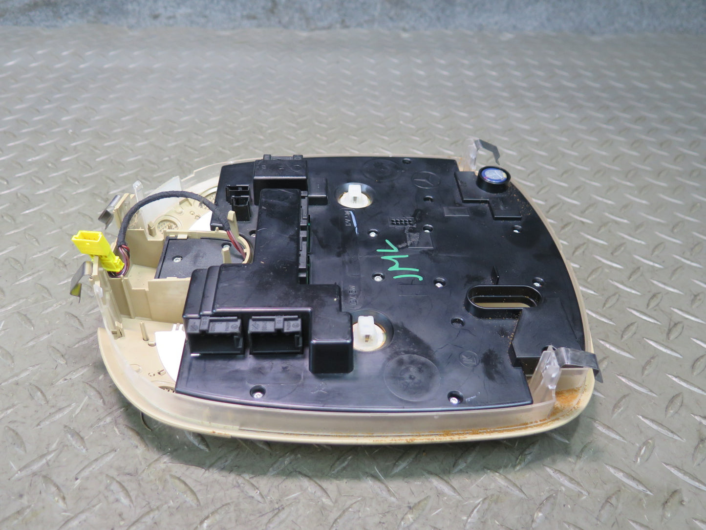 07-11 Mercedes W164 ML350 Front Overhead Console Dome Light w Sunroof Switch OEM