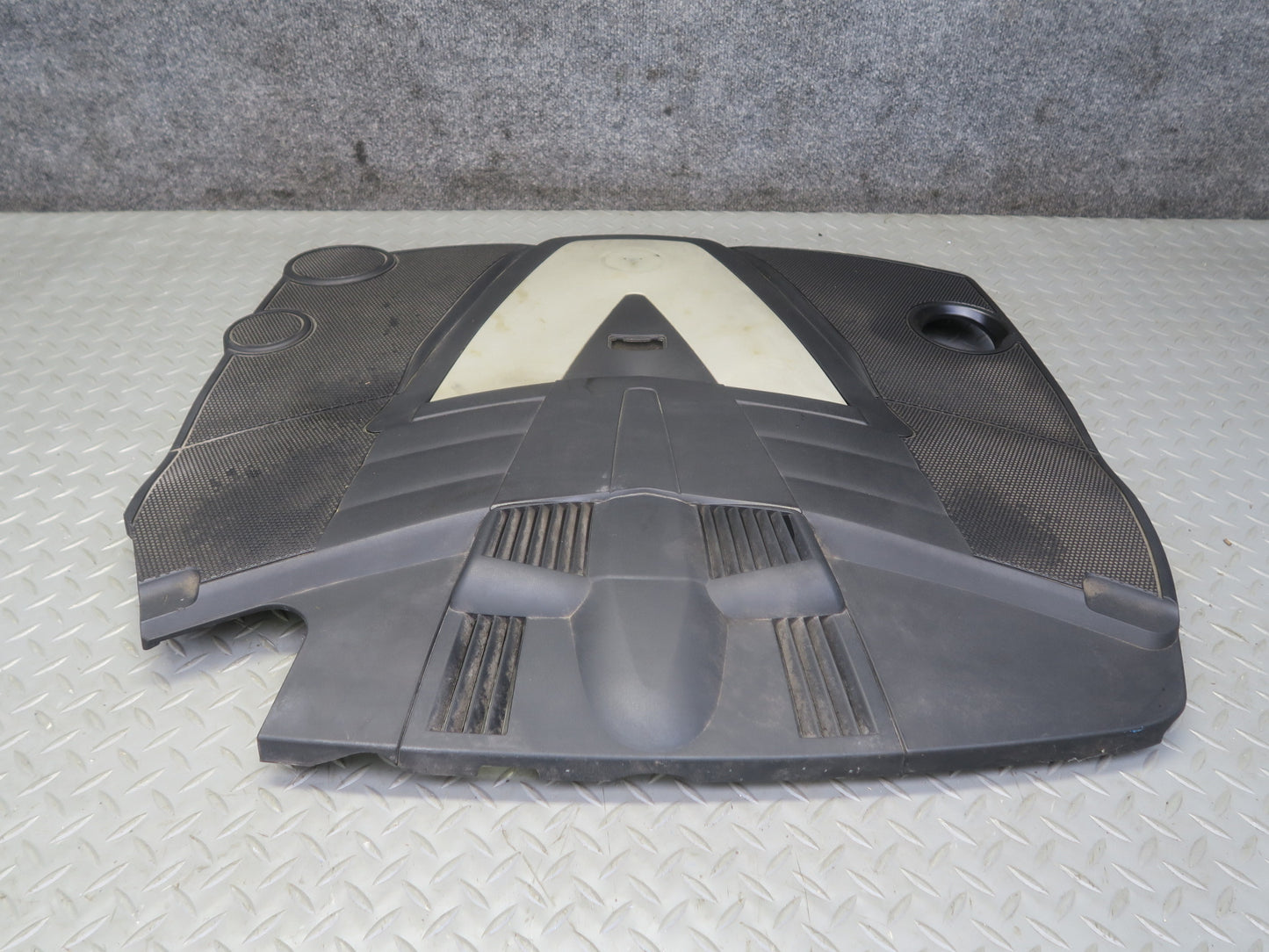 10-11 Mercedes W164 ML350 3.0L Diesel Front Engine Motor Cover Trim Panel OEM