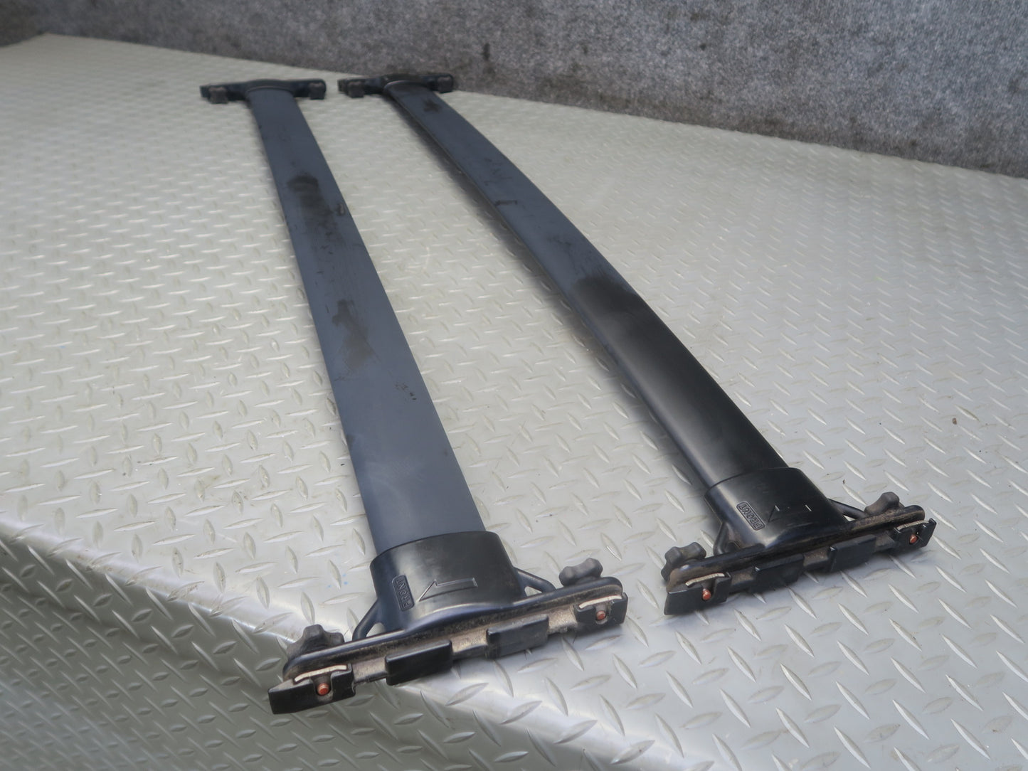 2008-2015 Lexus URJ201L LX570 Upper Roof Luggage Rack Rail Cross Cargo Bar Set