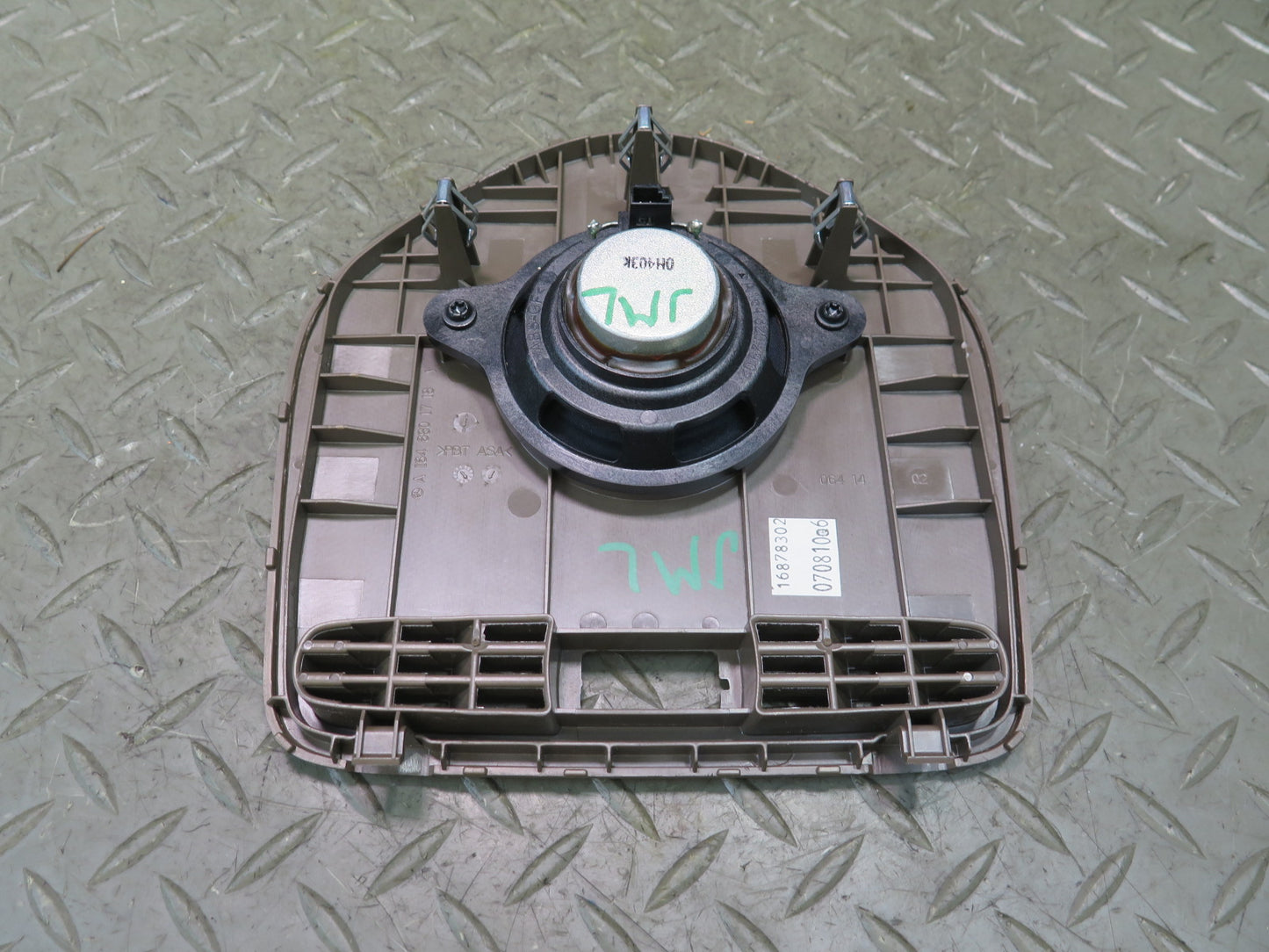 06-11 Mercedes W164 ML350 Dash Center Speaker w Trim Cover 1646801718 OEM
