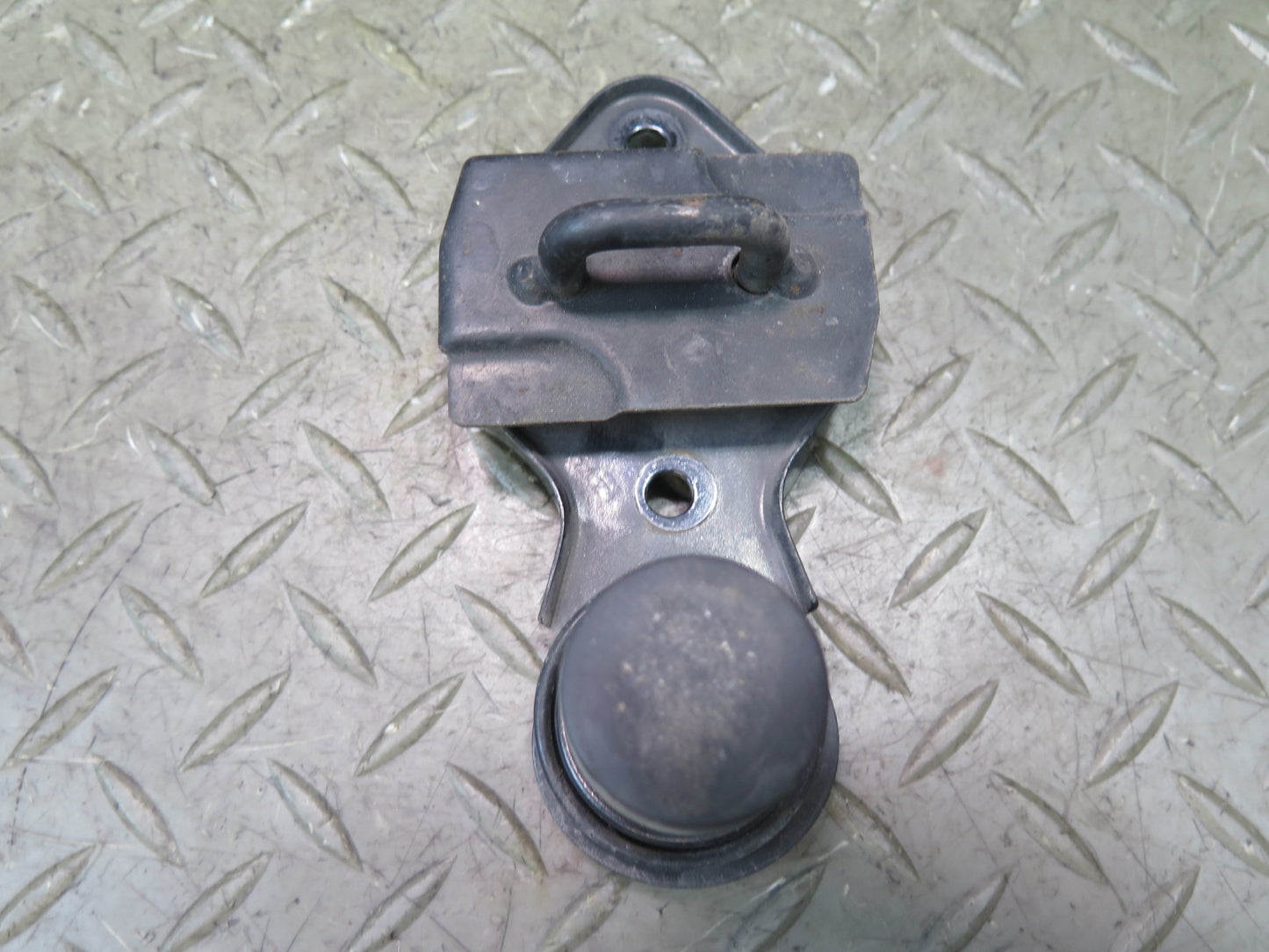 06-11 Mercedes W164 Ml-class Hood Upper Right & Left Safety Catch Lock Latch OEM