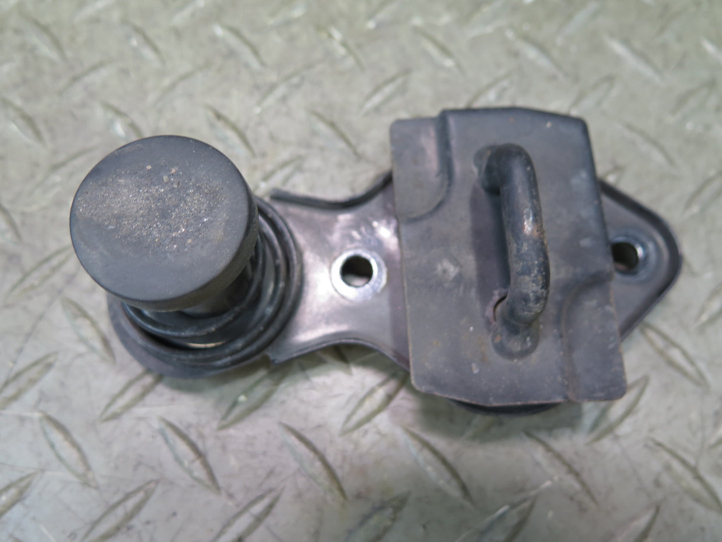 06-11 Mercedes W164 Ml-class Hood Upper Right & Left Safety Catch Lock Latch OEM