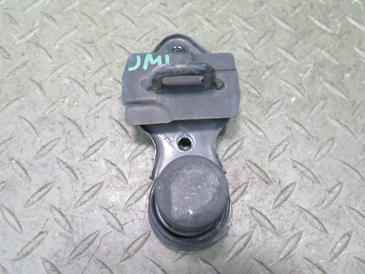 06-11 Mercedes W164 Ml-class Hood Upper Right & Left Safety Catch Lock Latch OEM
