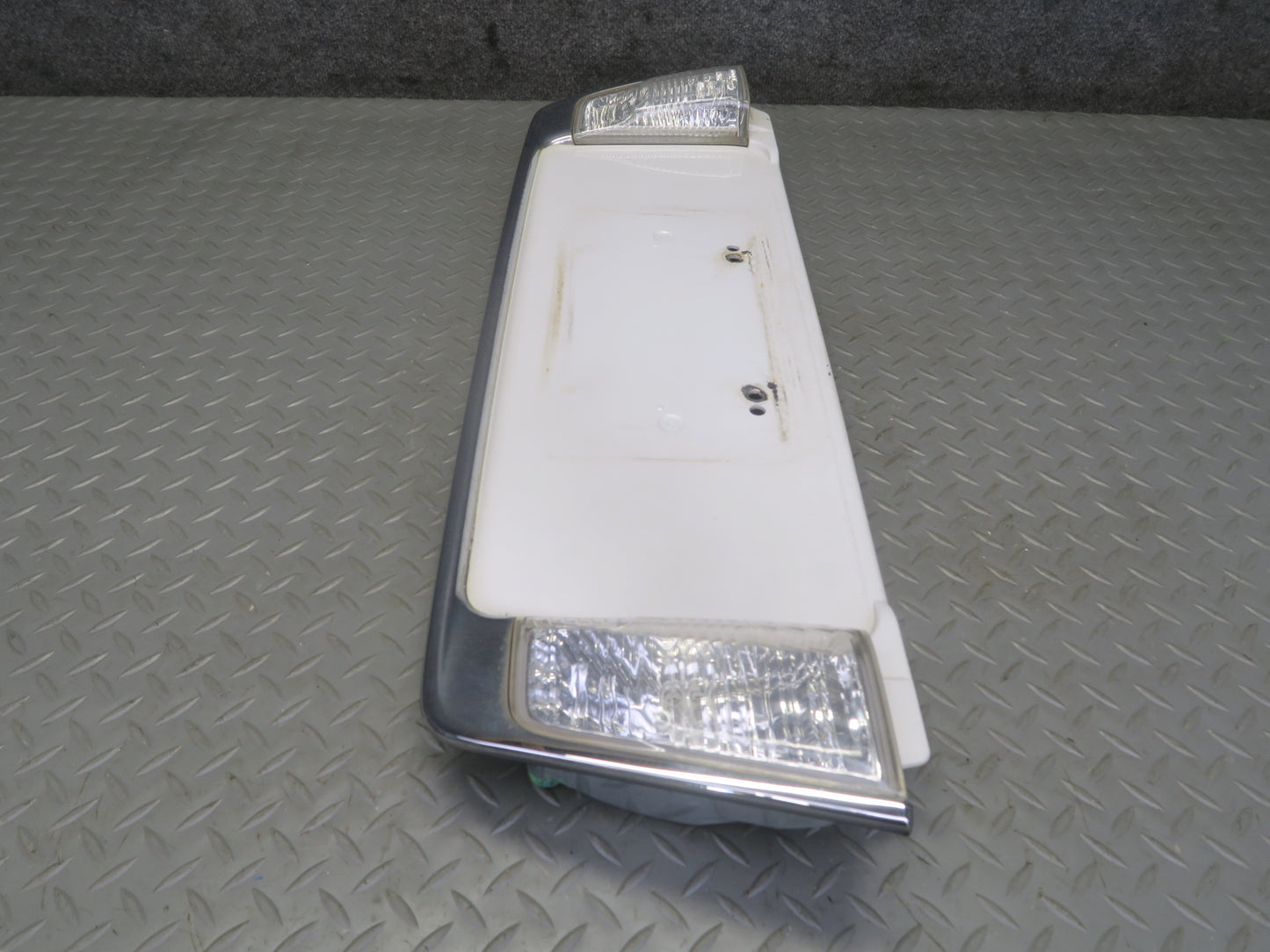 2008-2015 Lexus URJ201L LX570 Rear Trunk Tailgate License Plate Trim Molding