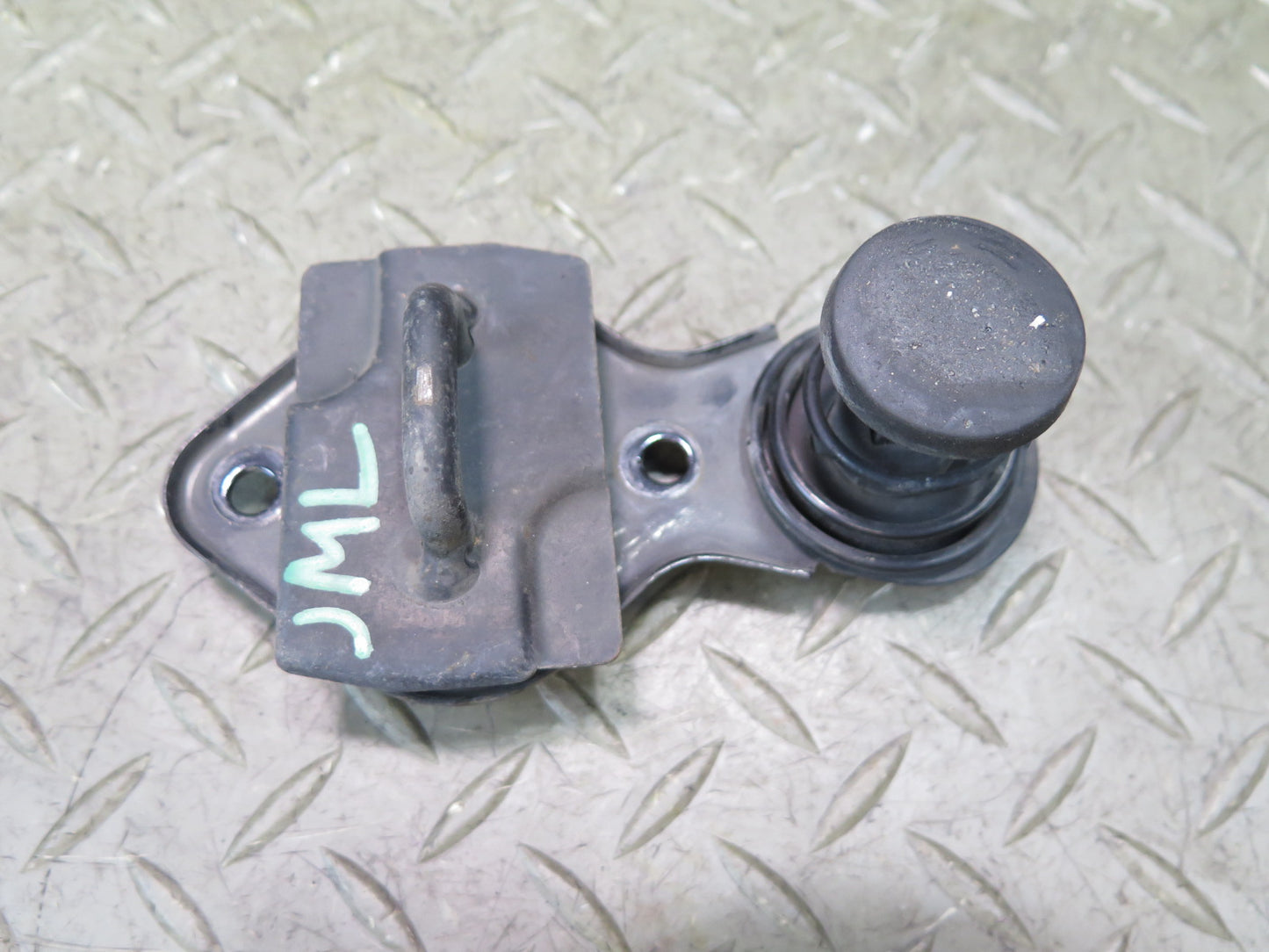 06-11 Mercedes W164 Ml-class Hood Upper Right & Left Safety Catch Lock Latch OEM
