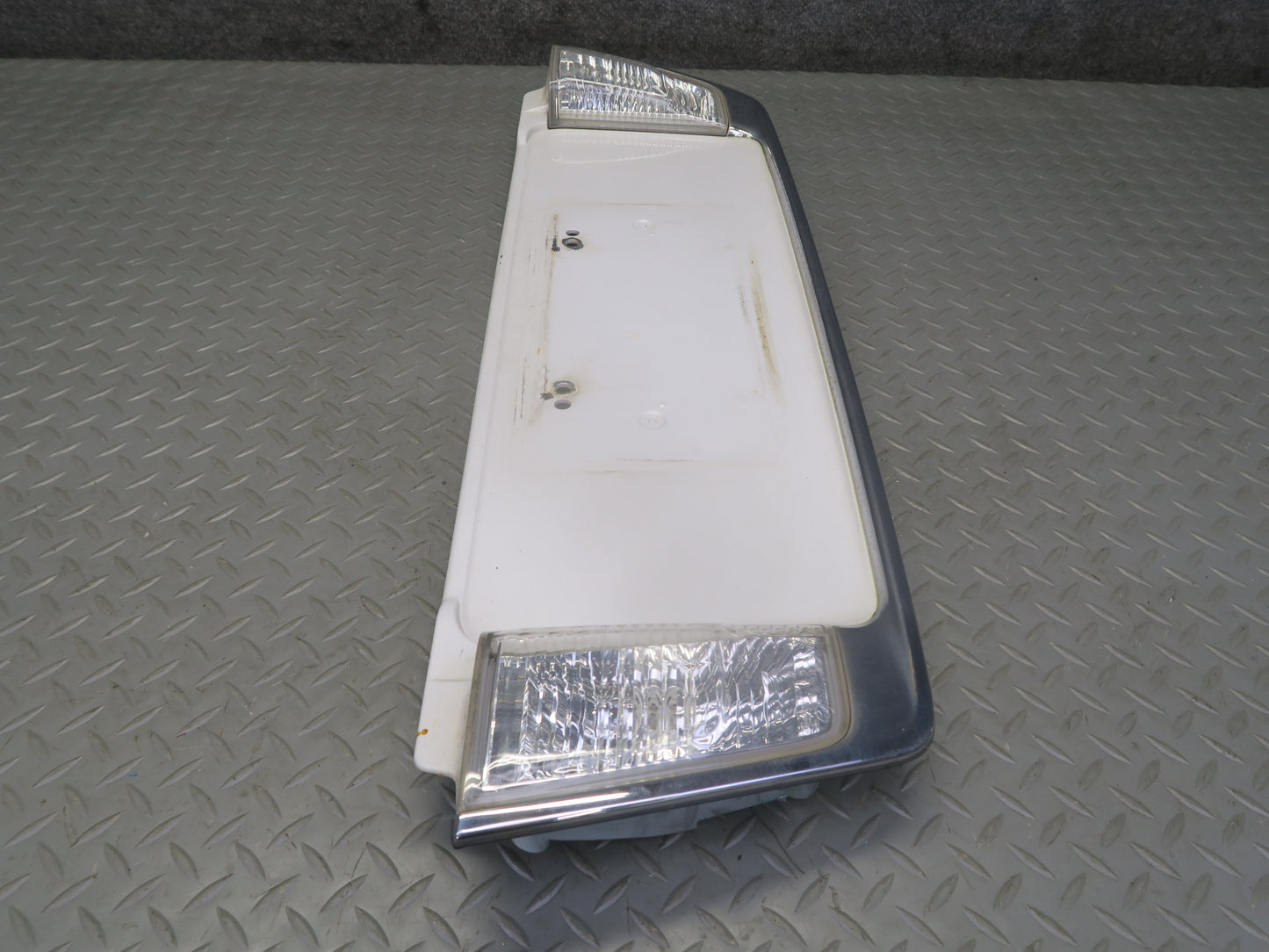 2008-2015 Lexus URJ201L LX570 Rear Trunk Tailgate License Plate Trim Molding