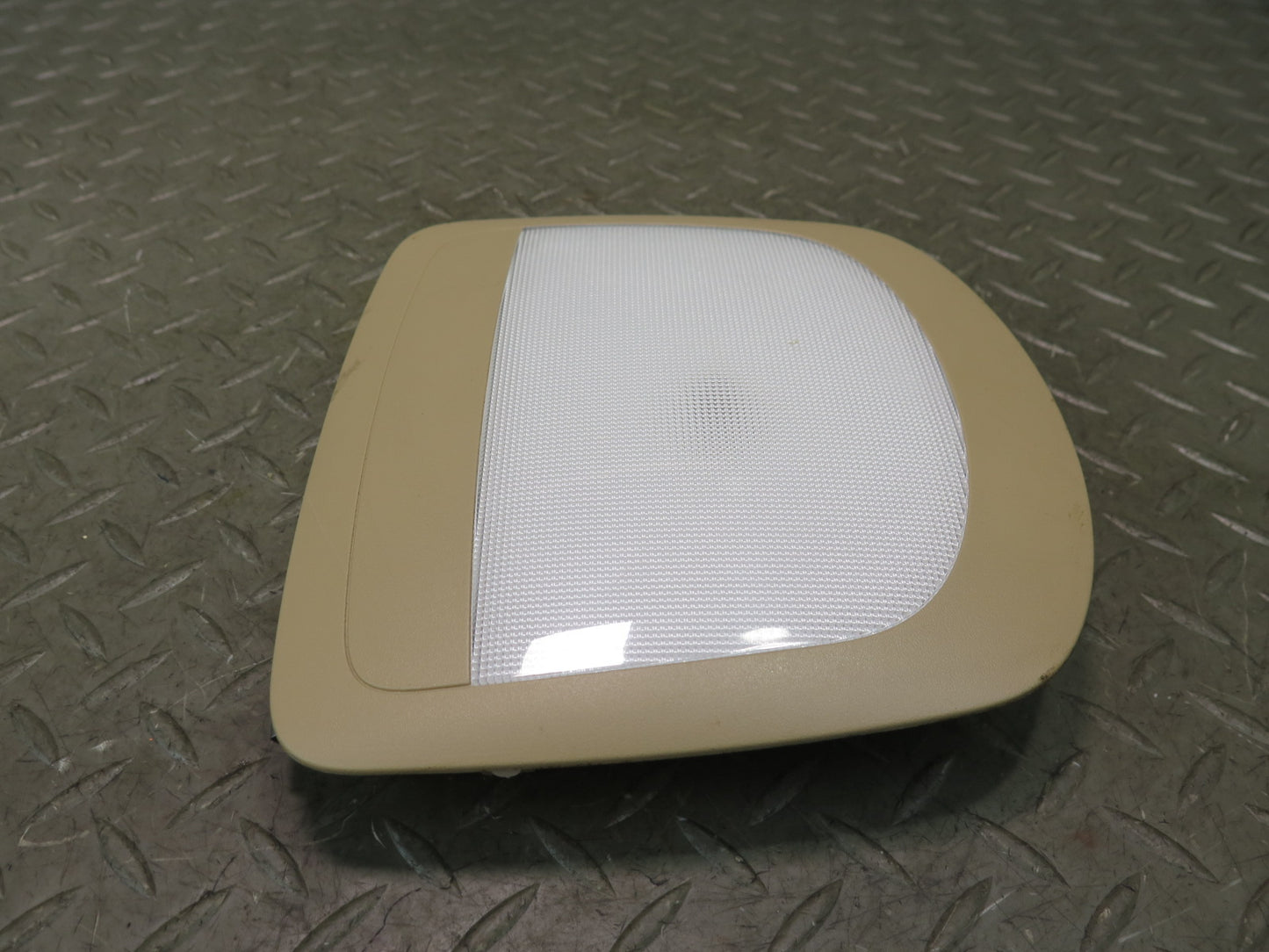 06-11 Mercedes W164 Ml-class Rear Overhead Interior Dome Light Lamp TAN OEM