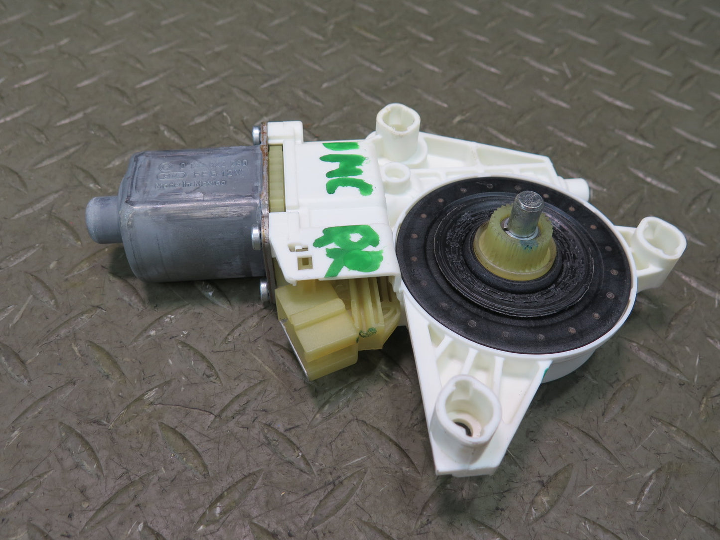 06-11 Mercedes X164 W164 GL Ml-class Rear Right Door Window Regulator Motor OEM