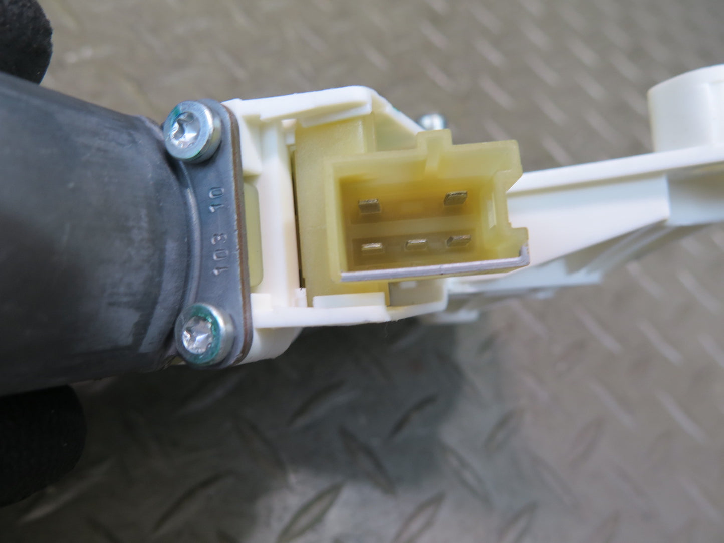 06-11 Mercedes X164 W164 GL Ml-class Rear Right Door Window Regulator Motor OEM