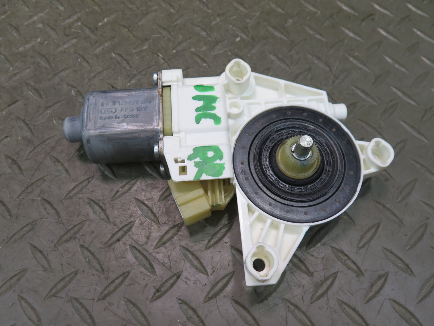 06-11 Mercedes X164 W164 GL Ml-class Rear Right Door Window Regulator Motor OEM