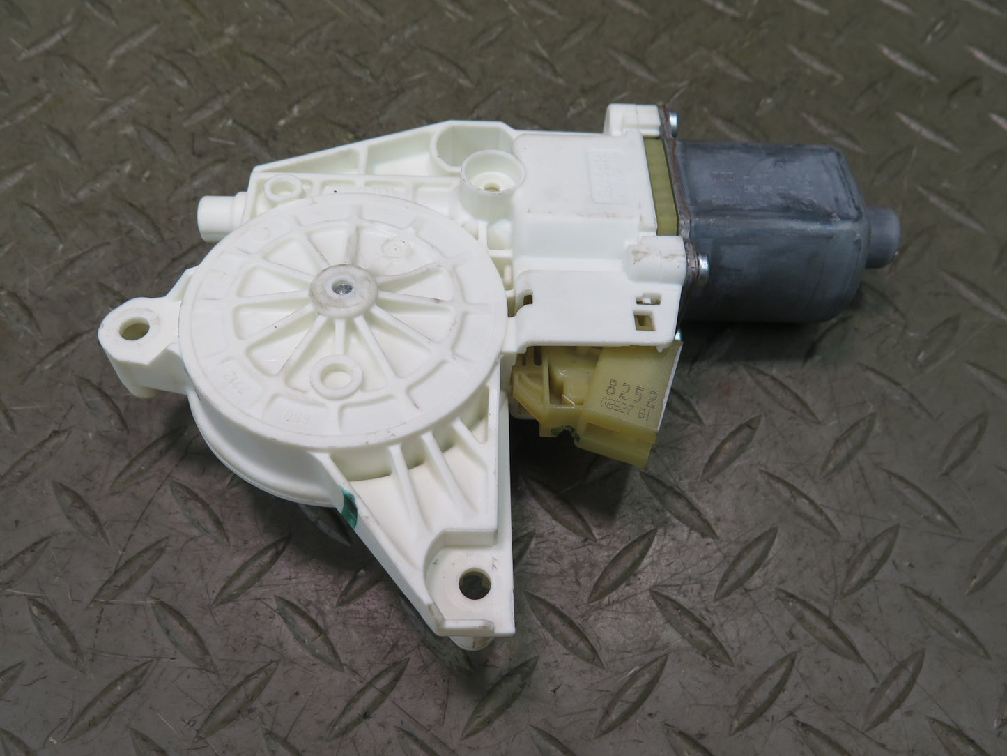06-11 Mercedes X164 W164 GL Ml-class Rear Right Door Window Regulator Motor OEM