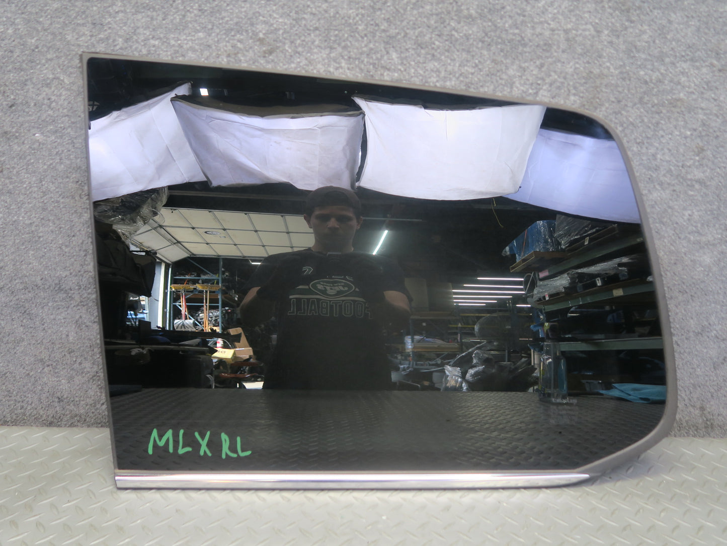 2008-2011 Lexus URJ201L LX570 Rear Left Driver Side Quarter Glass Window