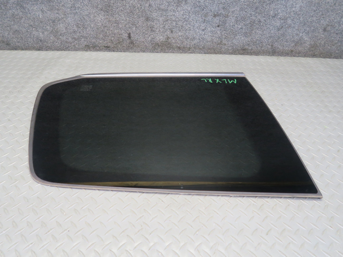 2008-2011 Lexus URJ201L LX570 Rear Left Driver Side Quarter Glass Window