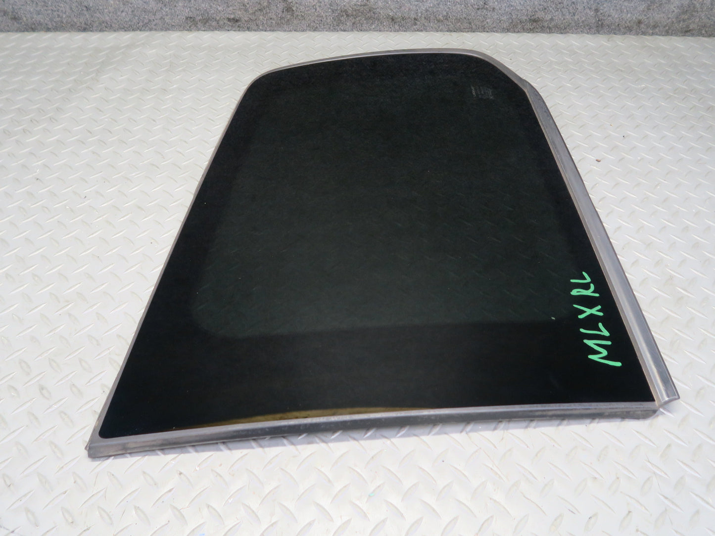 2008-2011 Lexus URJ201L LX570 Rear Left Driver Side Quarter Glass Window