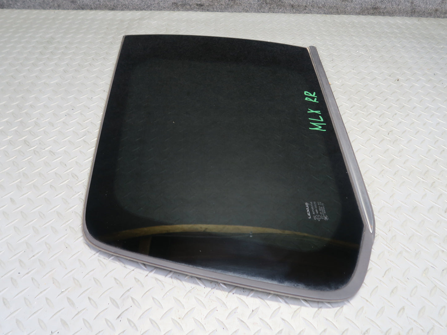 2008-2011 Lexus URJ201L LX570 Rear Right Pass Side Quarter Glass Window