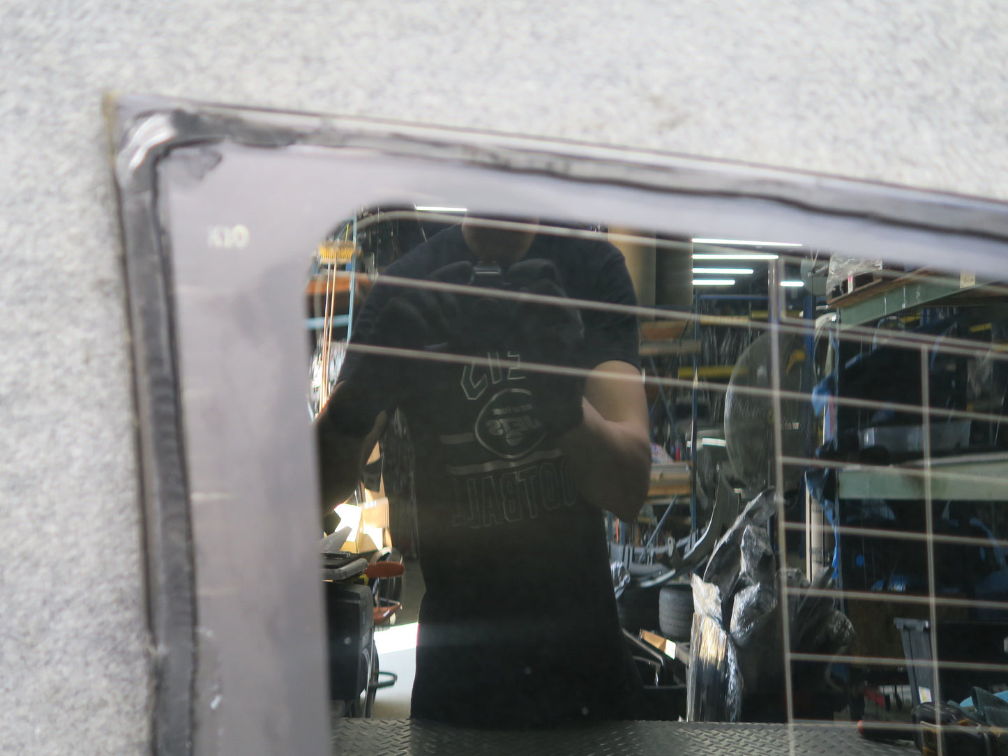 2008-2011 Lexus URJ201L LX570 Rear Right Pass Side Quarter Glass Window