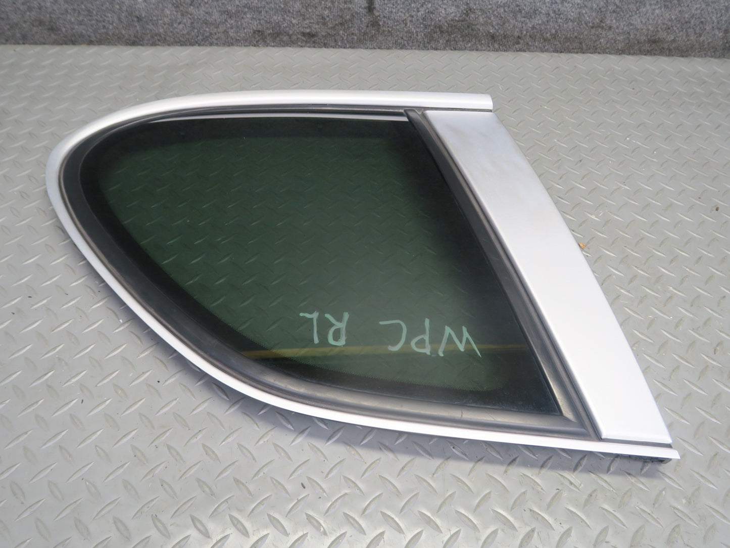 2003-2006 Porsche Cayenne 955 Rear Left Quarter Glass Window 7L5845297AC