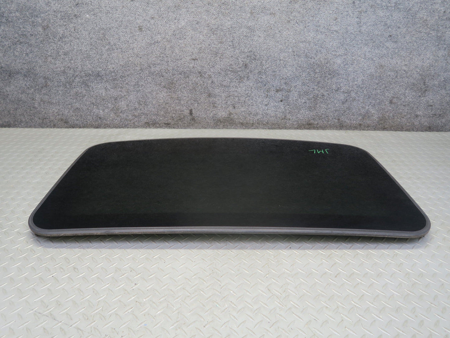 06-11 Mercedes W164 ML500 ML350 Front Upper Sunroof Glass Window OEM