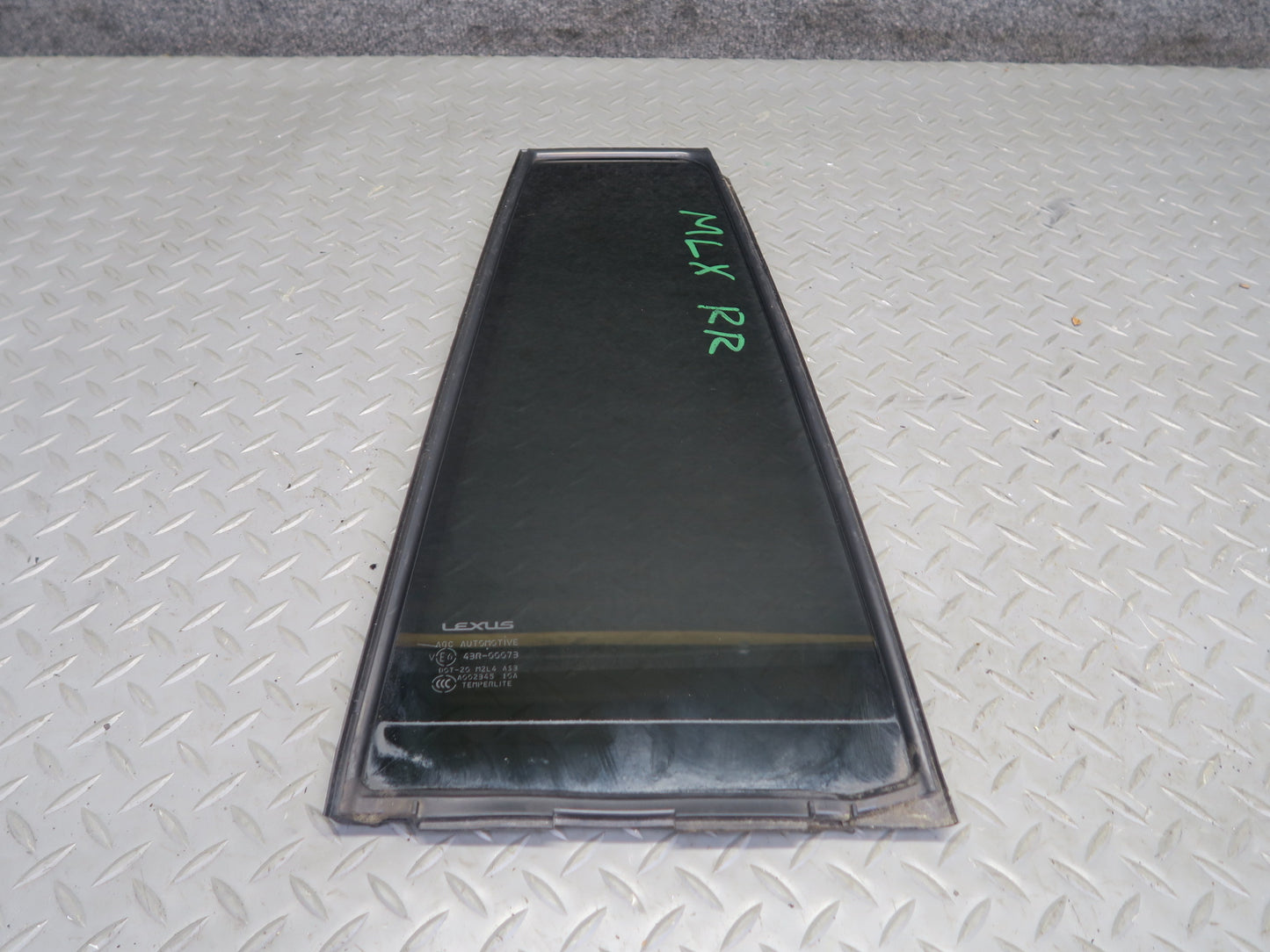 2008-2011 Lexus URJ201L LX570 Rear Right Pass Side Door Vent Glass Window
