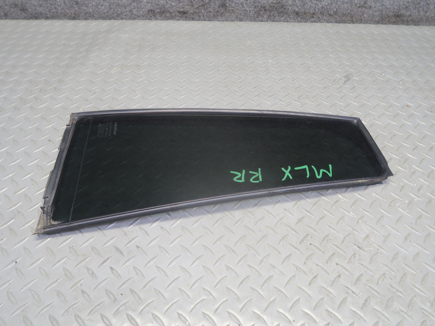 2008-2011 Lexus URJ201L LX570 Rear Right Pass Side Door Vent Glass Window