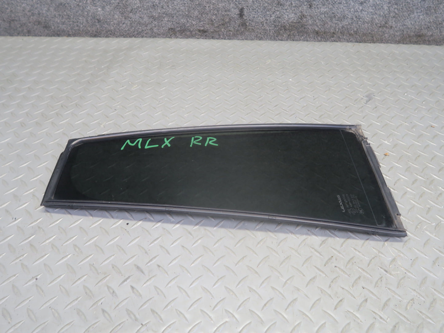 2008-2011 Lexus URJ201L LX570 Rear Right Pass Side Door Vent Glass Window