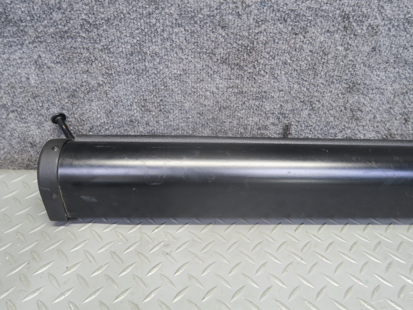 2003-2010 Porsche Cayenne 955 Rear Trunk Cargo Luggage Roller NET