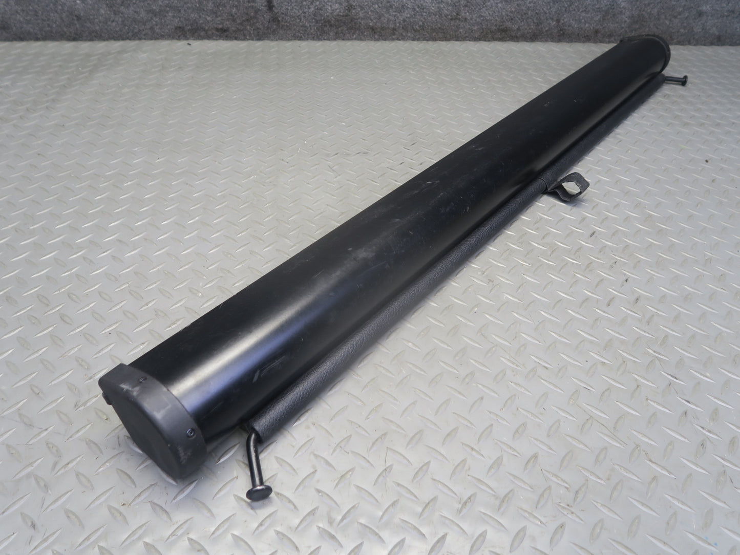 2003-2010 Porsche Cayenne 955 Rear Trunk Cargo Luggage Roller NET